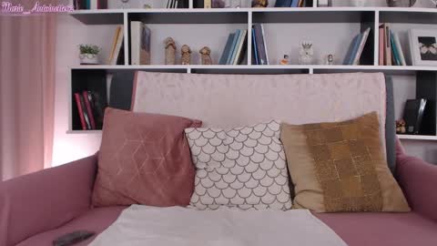 Snapshot of marie_antoinette62 chatting on December 2, 4:37 pm Maria online show from December 2, 4:37 pm