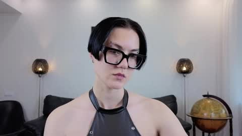Marie Fitch online show from May 29, 3:48 am