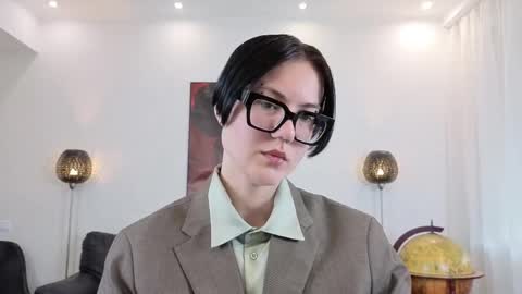 Marie Fitch online show from May 1, 3:55 am