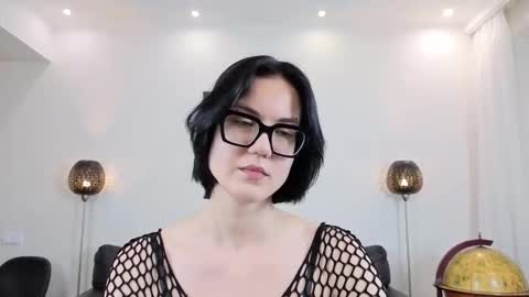 Marie Fitch online show from January 7, 1:43 am