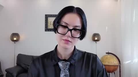 Marie Fitch online show from July 2, 3:55 am