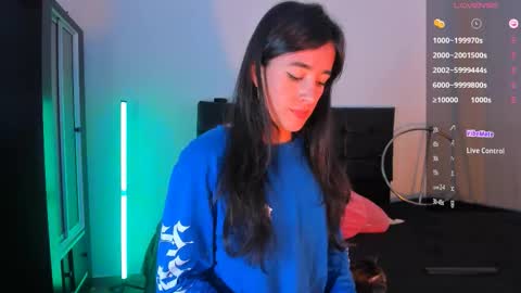 Maria  online show from November 5, 6:10 pm