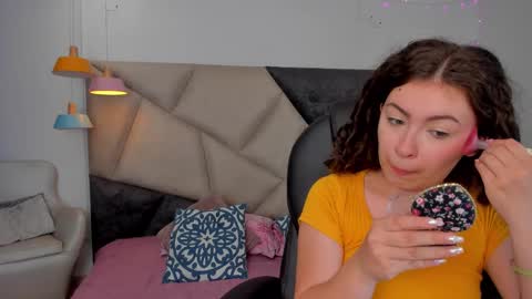 Mariee online show from March 2, 6:25 pm