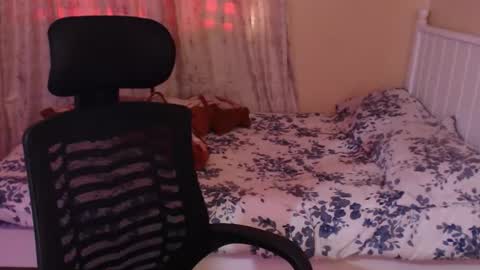 mariejuana online show from March 7, 10:37 am