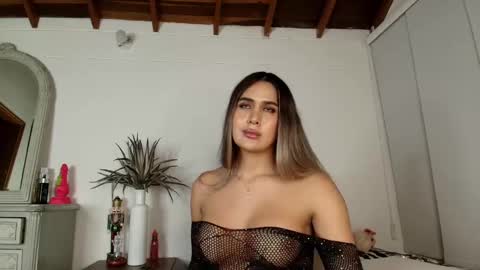 Marihana online show from February 8, 3:08 am