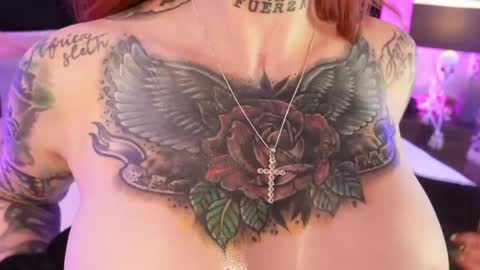 Mariana online show from April 8, 6:55 pm