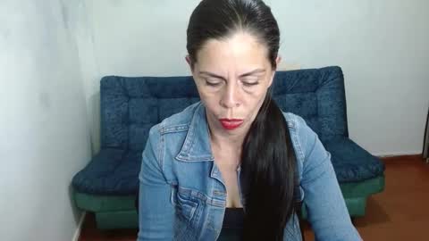 Snapshot of marilyn_xxxx chatting on October 9, 8:14 pm Marilyn online show from October 9, 8:14 pm