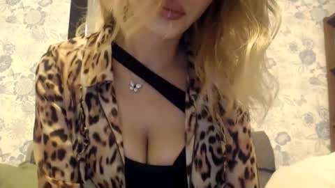 MarilynDevilish online show from October 29, 2:35 am