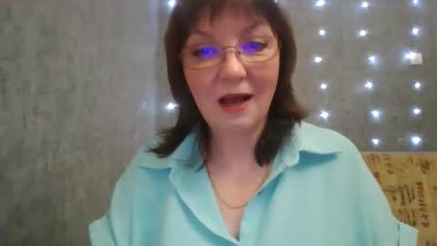 marinamrs online show from November 26, 6:15 pm