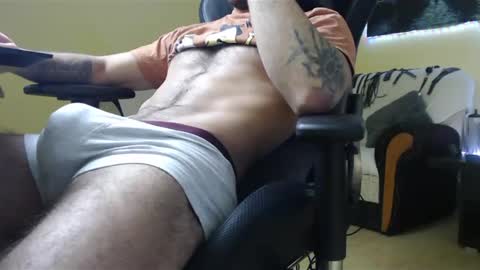 Snapshot of marioslim chatting on February 26, 9:55 am marioslim online show from February 26, 9:55 am