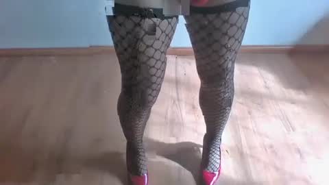 Snapshot of maripaula369 chatting on February 3, 2:13 pm Maripaula369 online show from February 3, 2:13 pm