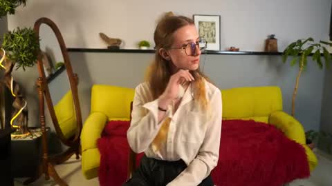 Kate online show from May 14, 3:37 am