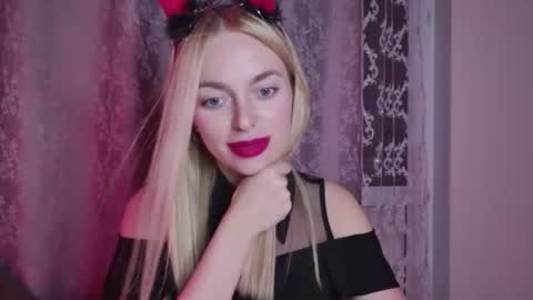 mariwell online show from June 20, 10:38 pm