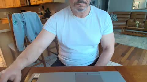 Mark online show from March 8, 1:03 pm