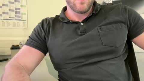 Snapshot of mark9222222 chatting on February 25, 10:59 am mark9222222 online show from February 25, 10:59 am