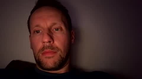 Mark online show from November 6, 10:24 pm