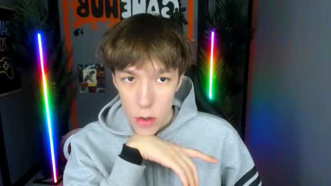 Mark online show from January 17, 12:25 pm