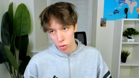 Mark online show from April 25, 2:25 pm