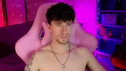 mark_caron online show from March 19, 9:53 pm