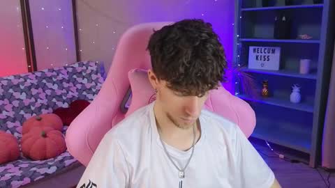 mark_caron online show from March 15, 8:45 pm