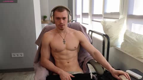 Snapshot of mark_stiff chatting on January 30, 8:32 am Mark online show from January 30, 8:32 am
