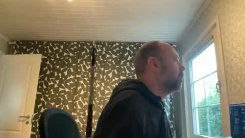 mark_the_mark online show from October 8, 10:10 am