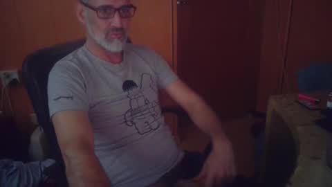 Snapshot of markbcnx chatting on October 10, 1:00 am markbcnx online show from October 10, 1:00 am