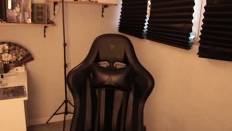 Mark online show from February 22, 3:03 pm