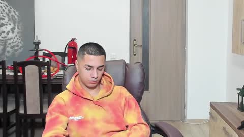 Tison online show from January 13, 5:55 pm