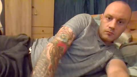 Snapshot of markus_7 chatting on October 13, 10:01 pm markus_7 online show from October 13, 10:01 pm