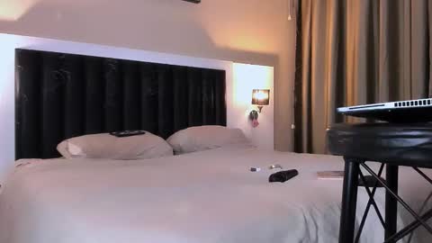 -- Mari -- online show from March 4, 10:34 am