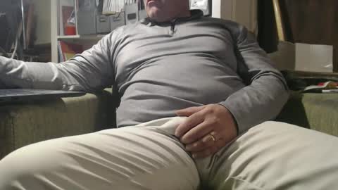 Snapshot of marrieddad19751975 chatting on February 25, 6:36 am only fans marrieddad19751975 online show from February 25, 6:36 am