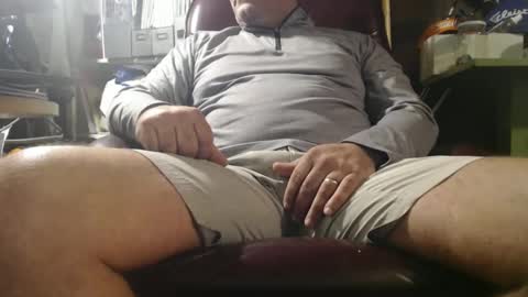 Snapshot of marrieddad19751975 chatting on October 2, 9:19 am only fans marrieddad19751975 online show from October 2, 9:19 am