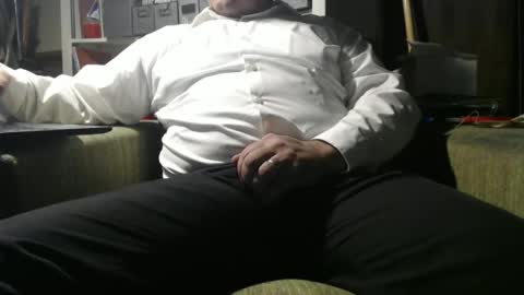 Snapshot of marrieddad19751975 chatting on March 5, 2:57 am only fans marrieddad19751975 online show from March 5, 2:57 am