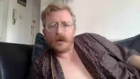 marriedmannextdoor online show from March 8, 10:43 am