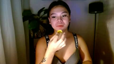 Wenwen online show from February 9, 1:11 am