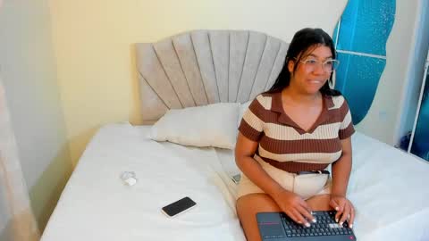 marsmith_1 online show from March 20, 6:07 am