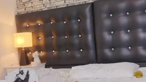 Martina online show from September 17, 2:31 pm