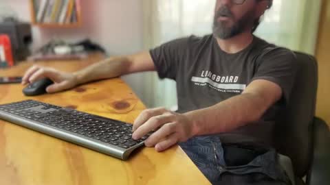 Martincito online show from December 18, 12:29 pm