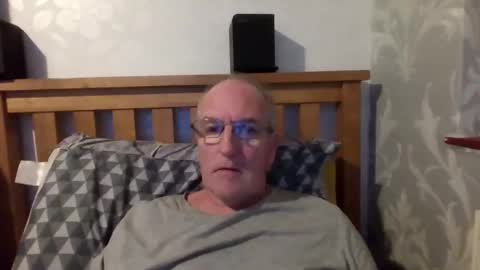 martingbp online show from March 11, 9:40 pm