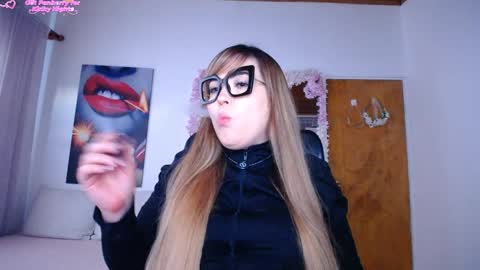 Antonella Martini online show from June 1, 10:44 pm