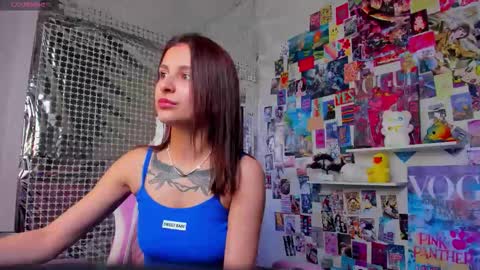 Snapshot of mary_0smith chatting on October 10, 7:25 am Mary online show from October 10, 7:25 am