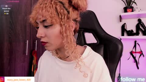 Mary Jane  online show from January 15, 5:47 pm