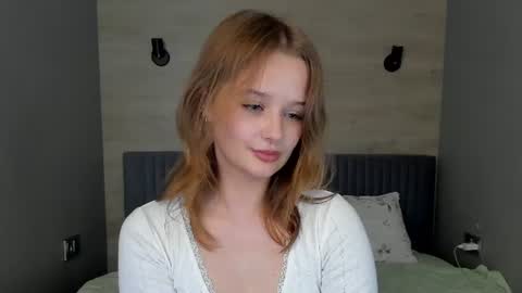 mary_phoenix online show from June 13, 9:14 pm