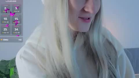 mary online show from October 26, 5:34 pm