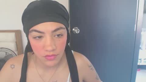 Snapshot of maryam_arabicmilk chatting on February 26, 1:11 pm maryam_arabicmilk online show from February 26, 1:11 pm