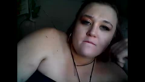 Snapshot of maryjane7036 chatting on February 17, 8:49 pm maryjane7036 online show from February 17, 8:49 pm