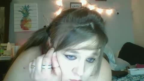 Snapshot of maryjane7036 chatting on March 10, 10:50 am maryjane7036 online show from March 10, 10:50 am