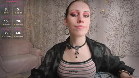 Mary Lou online show from April 1, 6:25 am