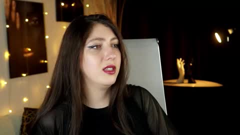 Mary Miller online show from February 25, 9:57 am